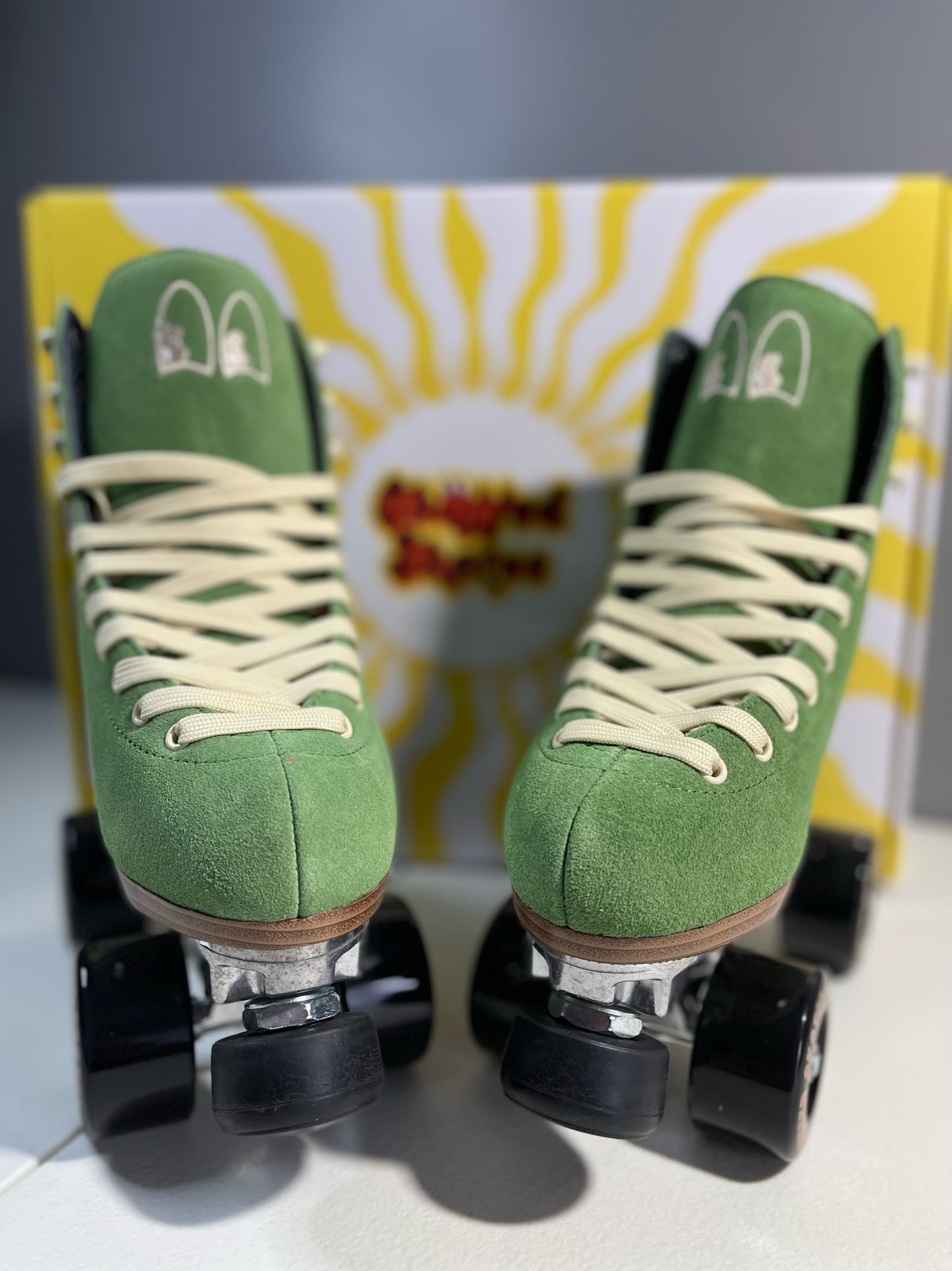 Chuffed Wanderer - Olive Green