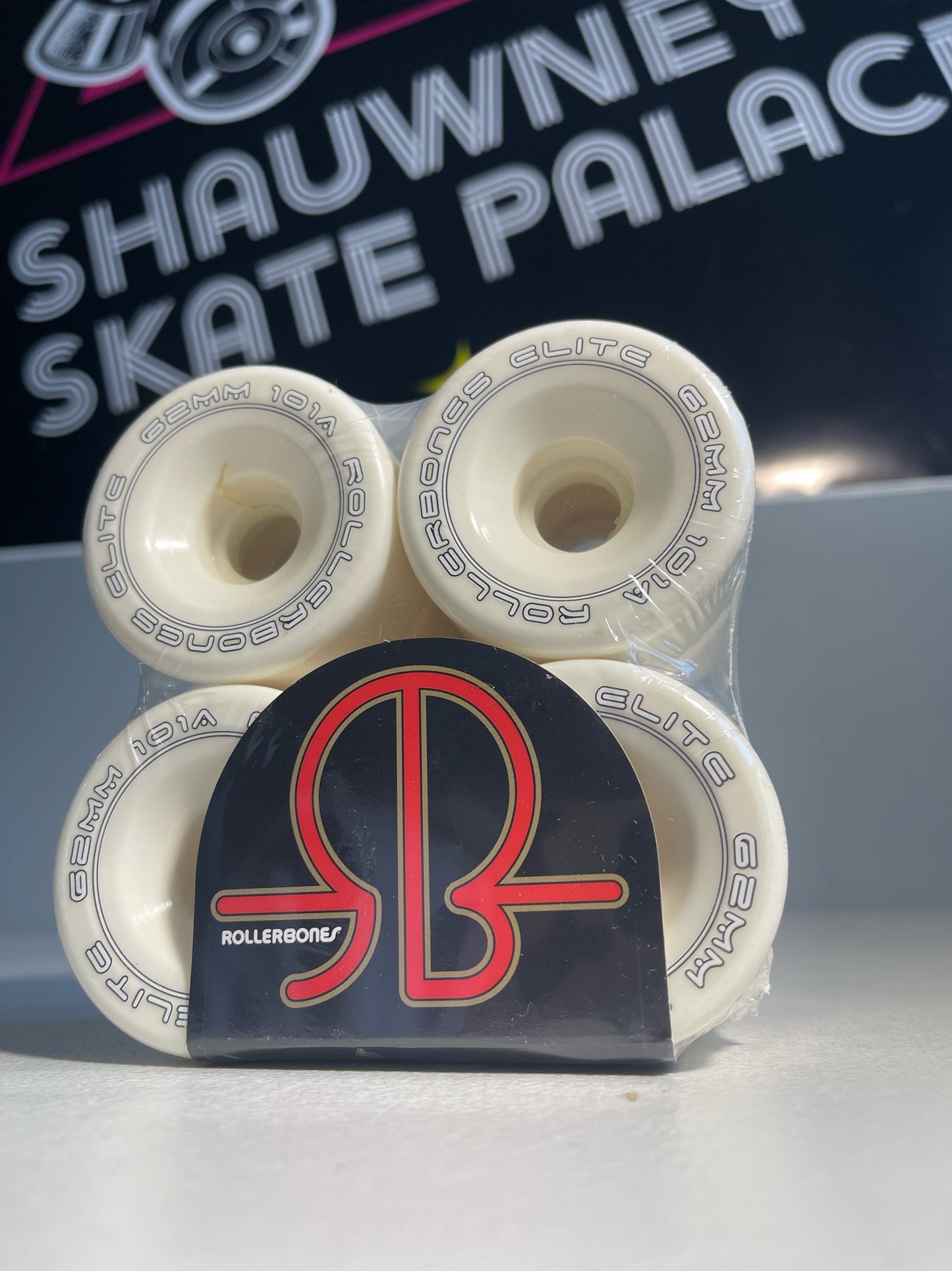 White 62mm 101a