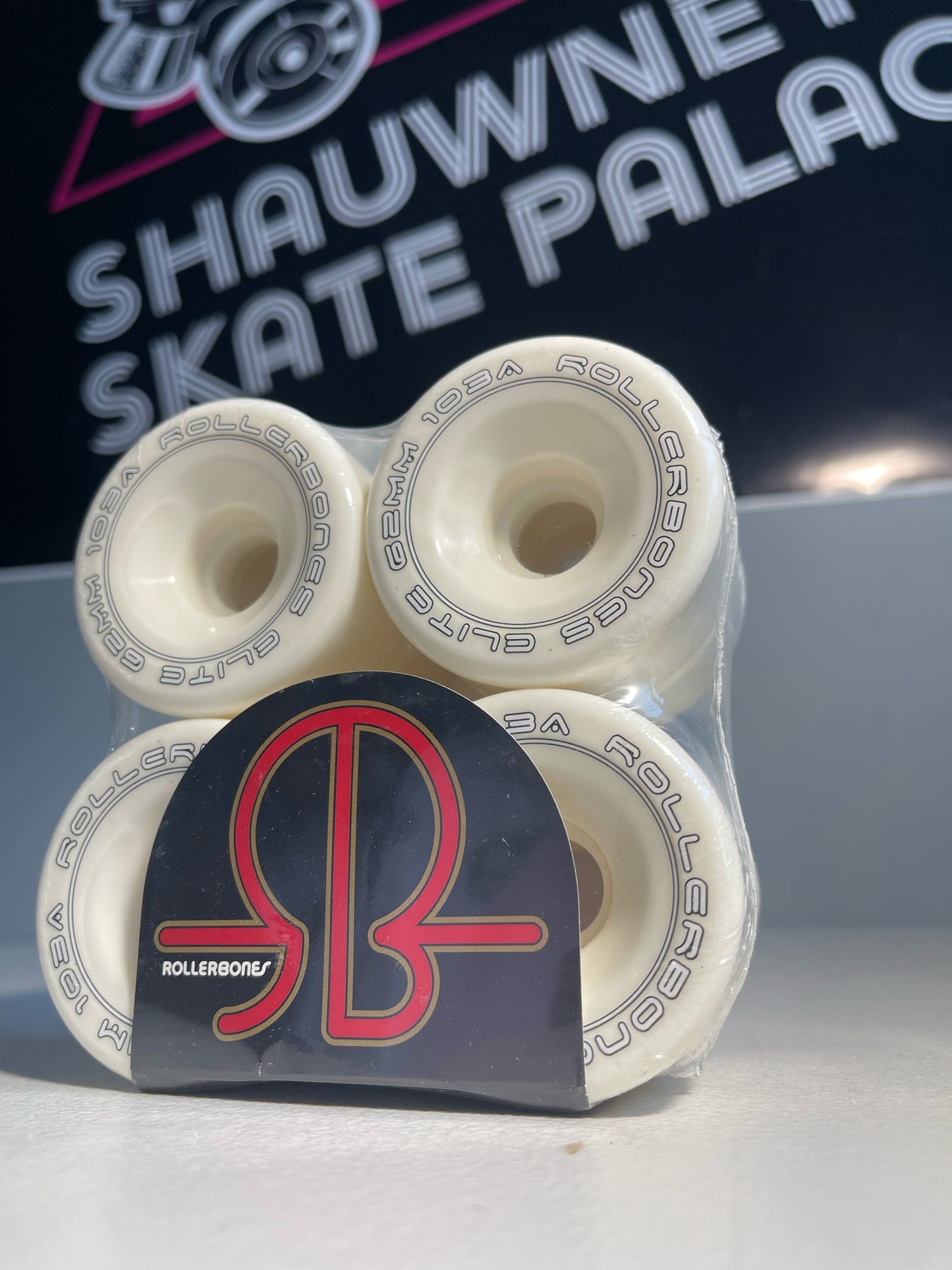 Whhite 62mm 103a