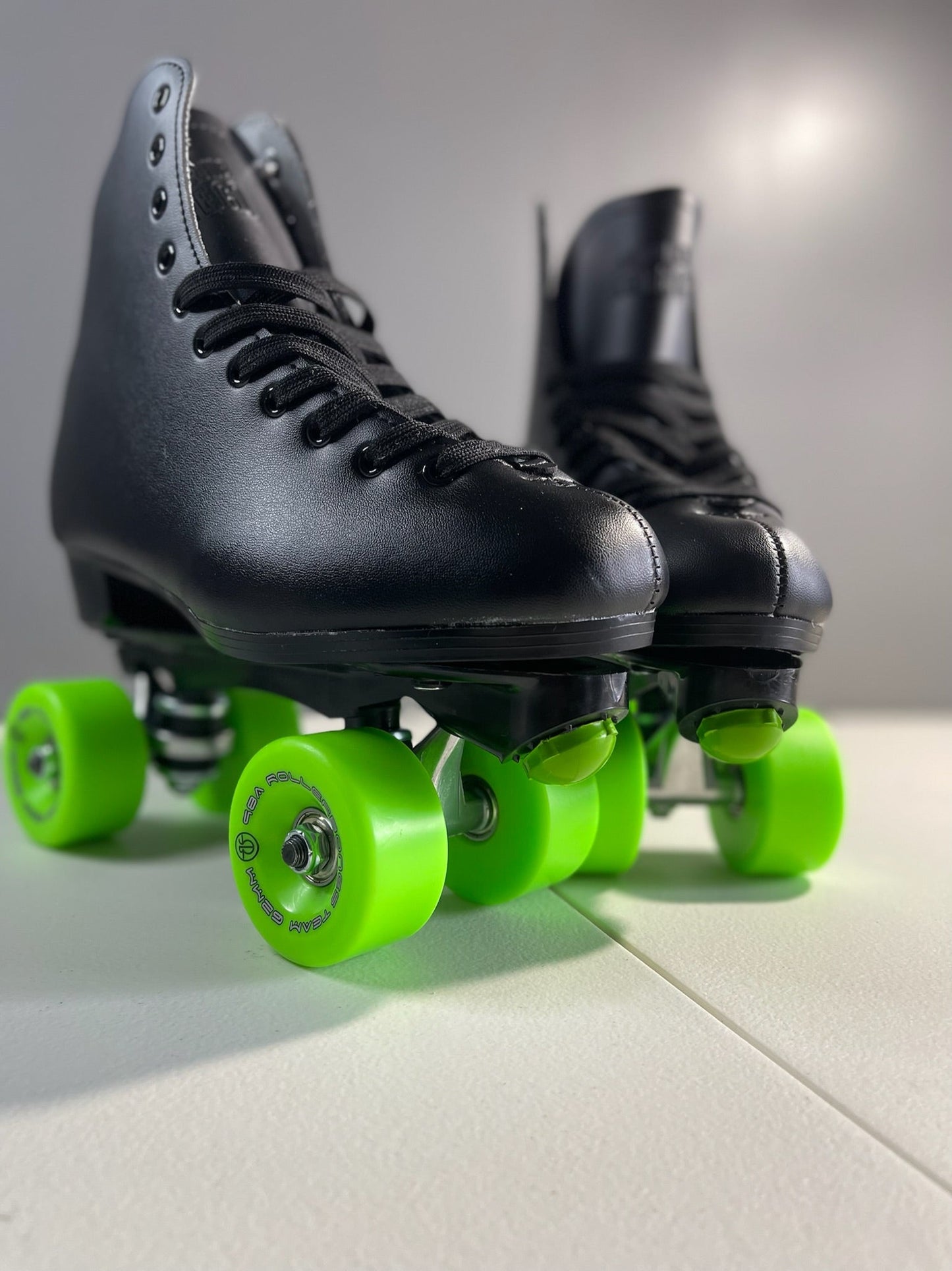 Sure-Grip Malibu w/ Roller Bones Team Wheels