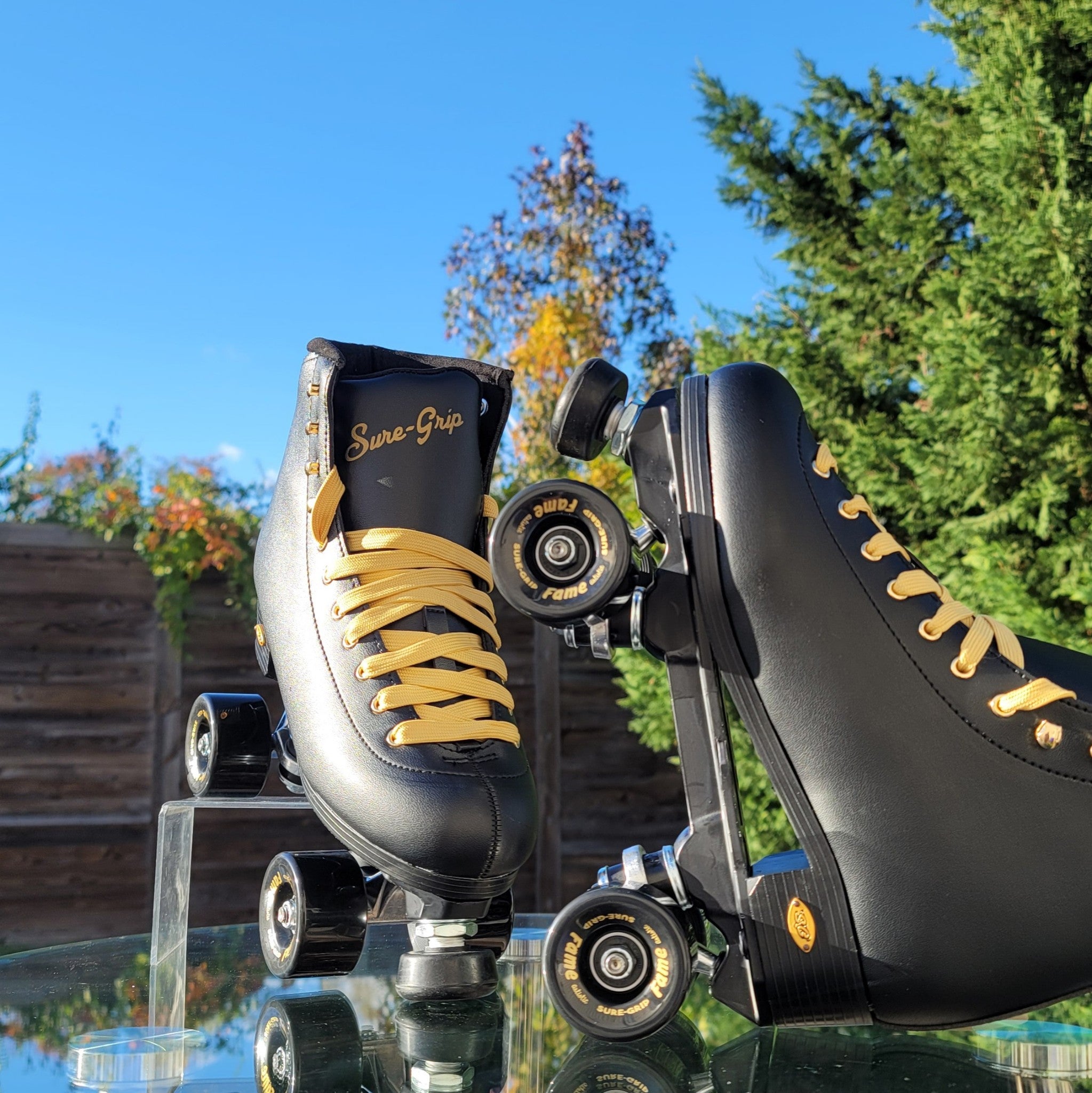 Sure-Grip Fame - Black and Gold (Limited Edition)