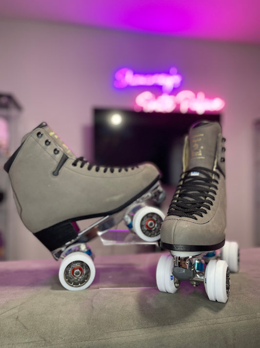 One of a Kind “The Greytest” WIFA Nubuck Champion Light - Rock