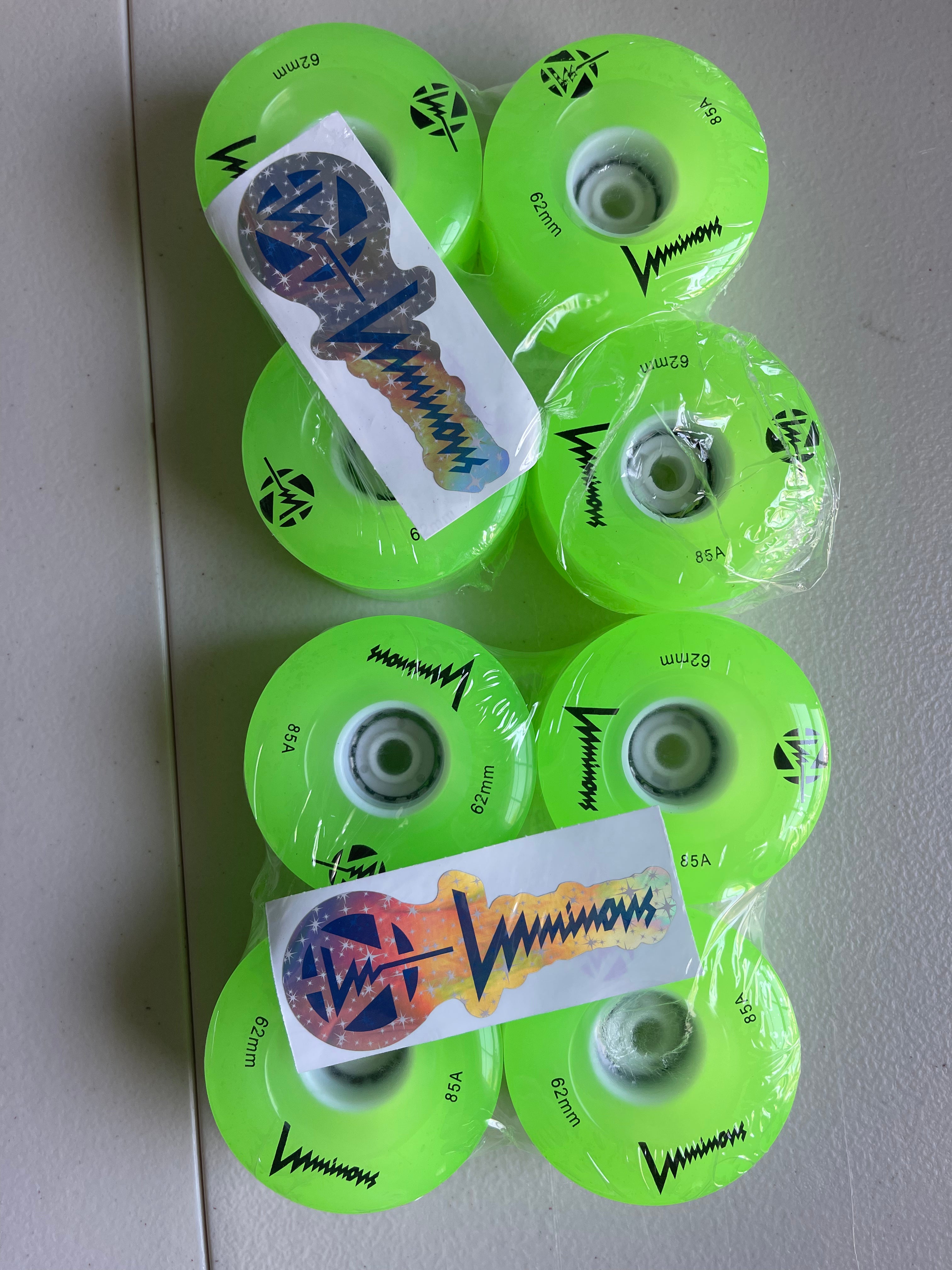 Luminous LED Hybrid Indoor/Outdoor Wheels 85a (Sold in packs of 4)