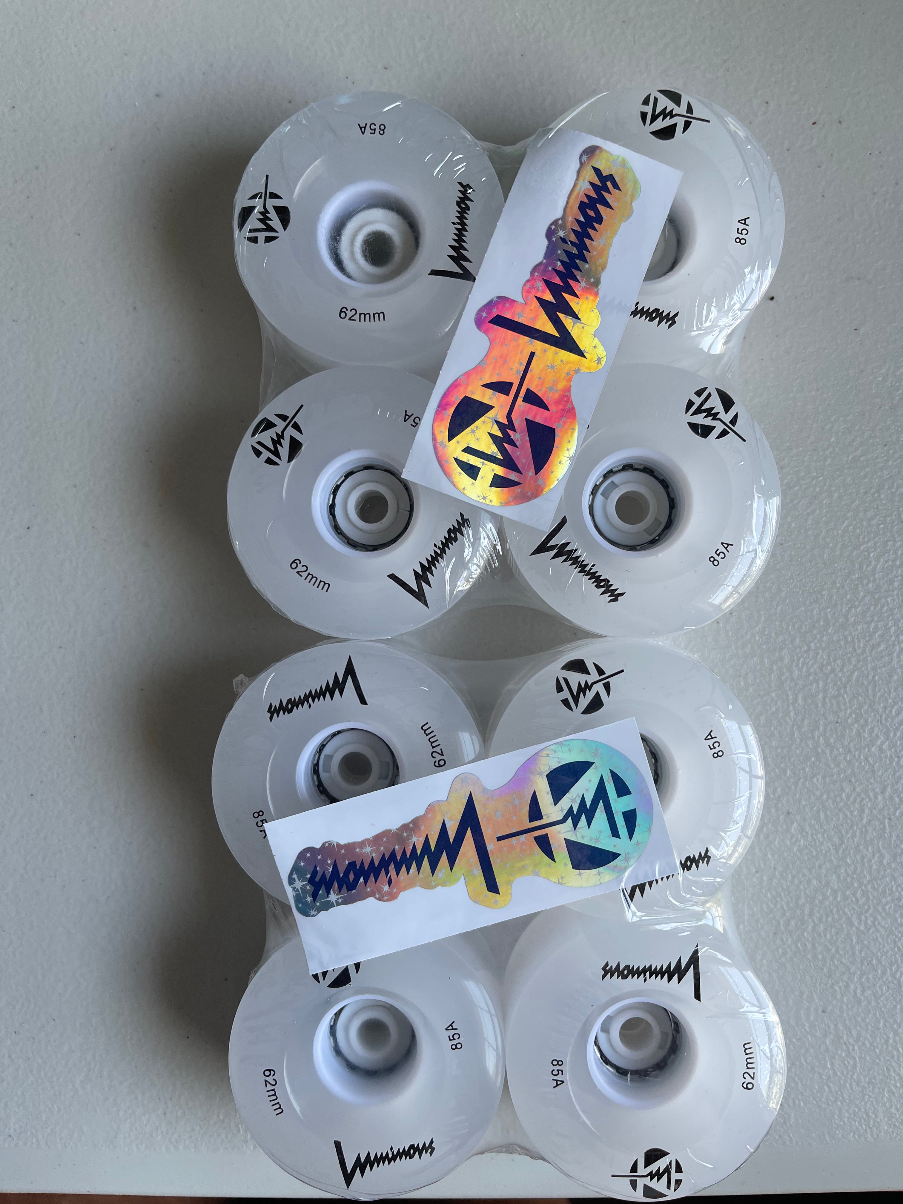Luminous LED Hybrid Indoor/Outdoor Wheels 85a (Sold in packs of 4)