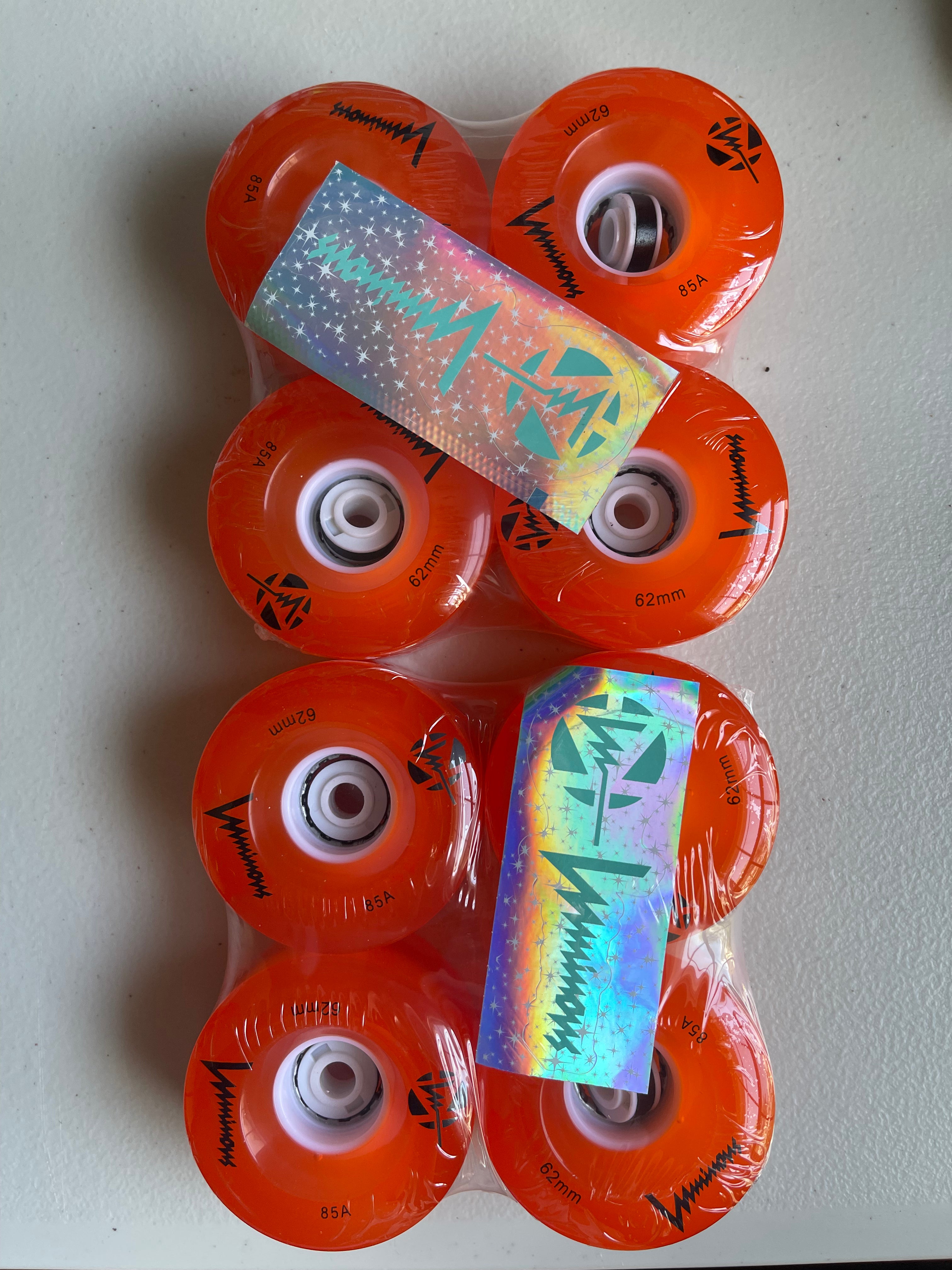 Luminous LED Hybrid Indoor/Outdoor Wheels 85a (Sold in packs of 4)